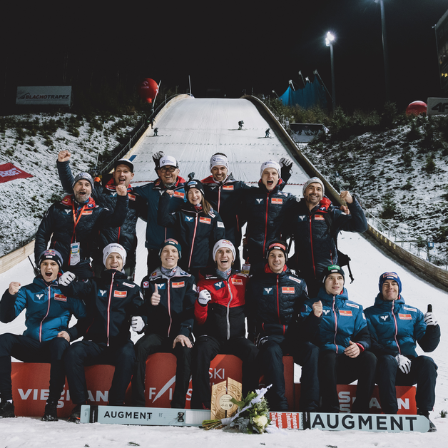 Tschofenig Wisla Team | © EXPA